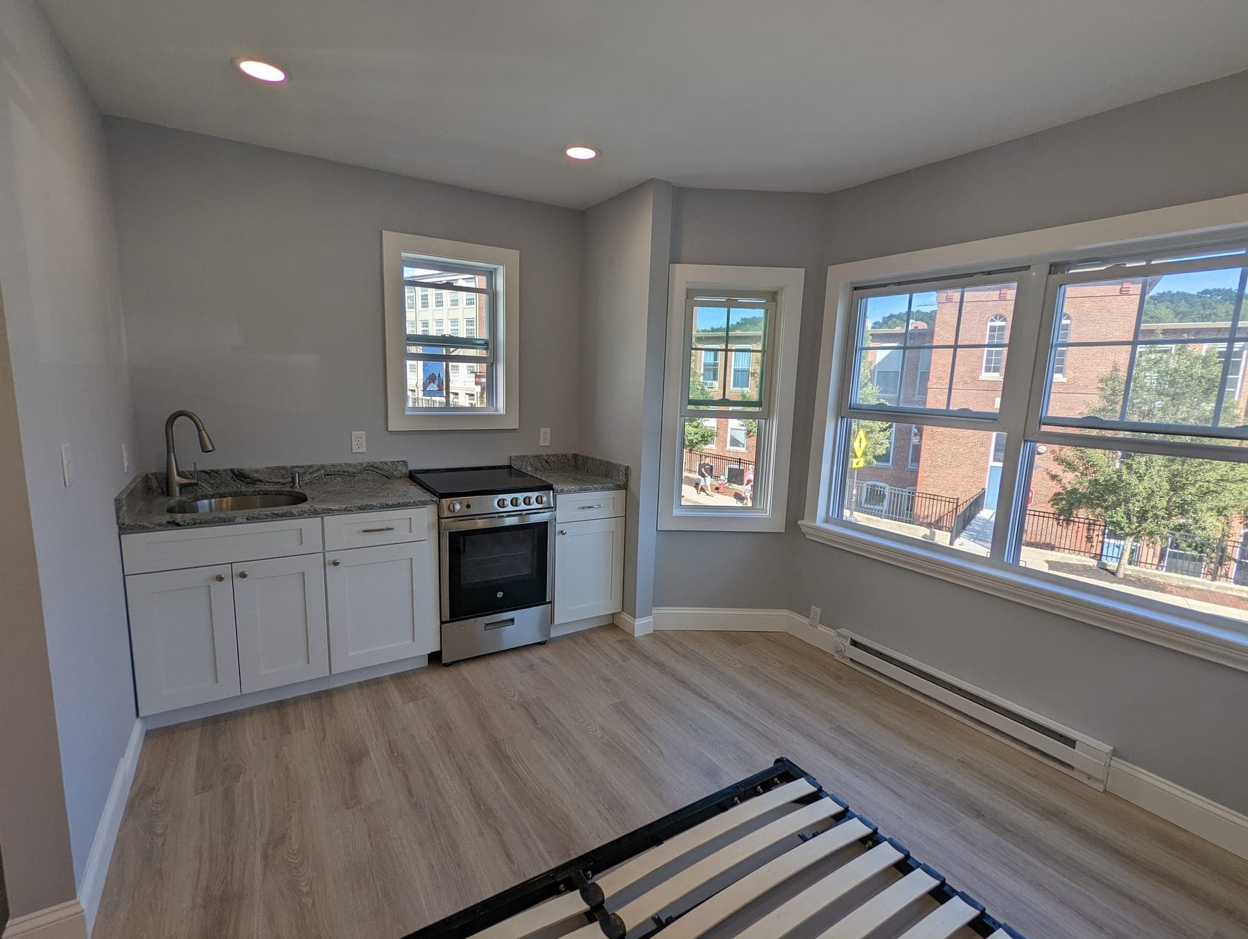 88 Main Street interior